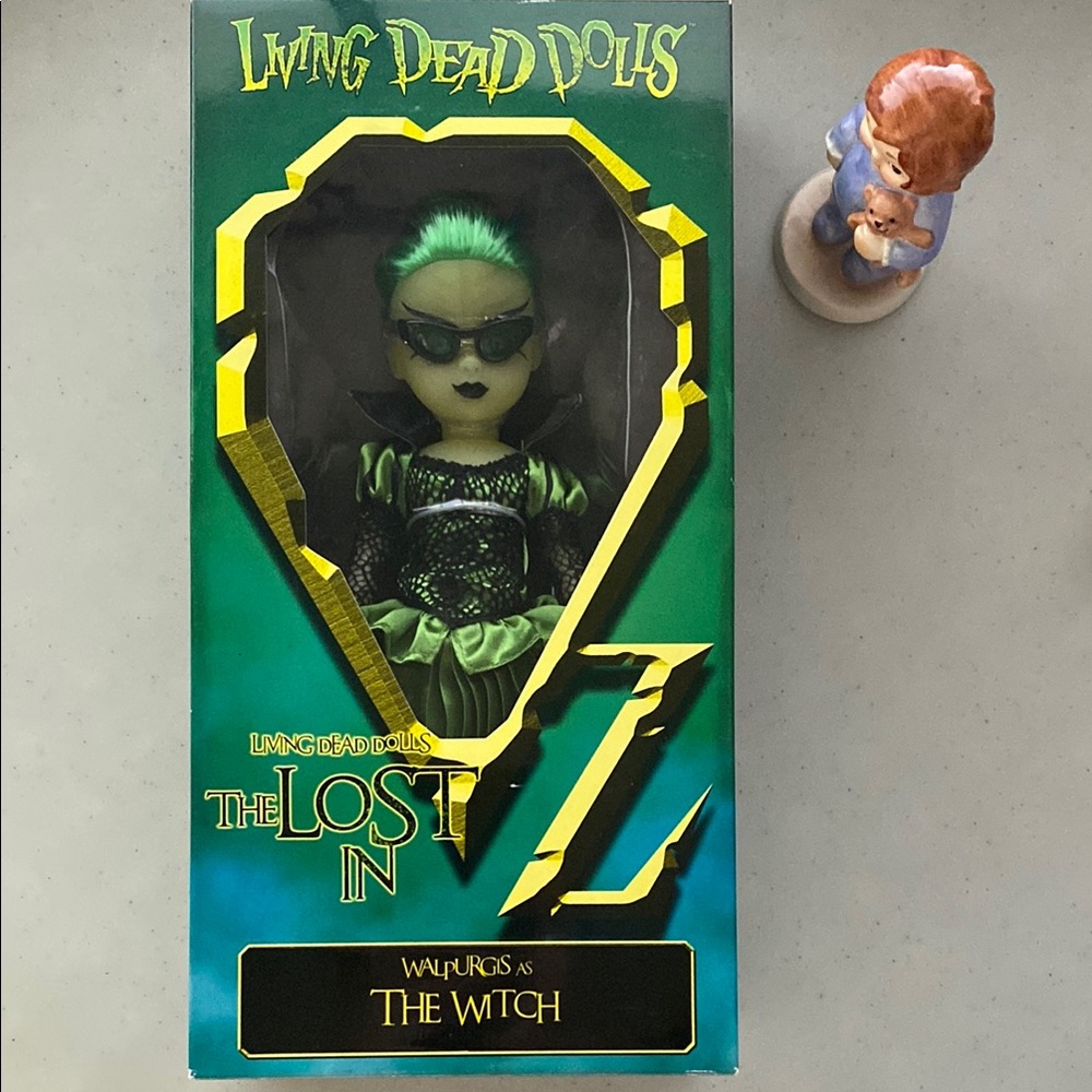 Living Dead Dolls Lost in Walpurgis as The Witch